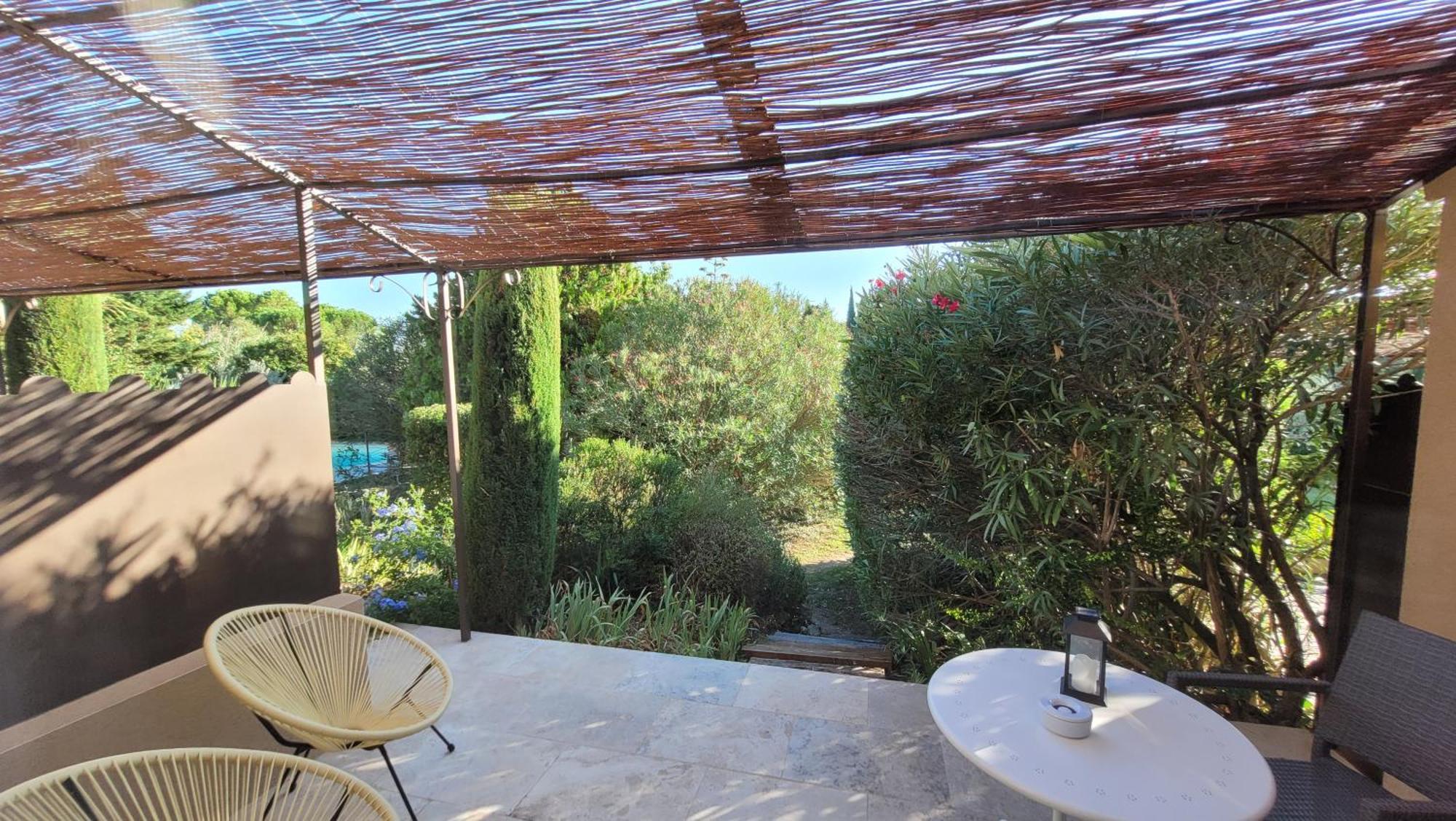 Bed and Breakfast Mas des Marguerites Maussane-les-Alpilles Exterior foto