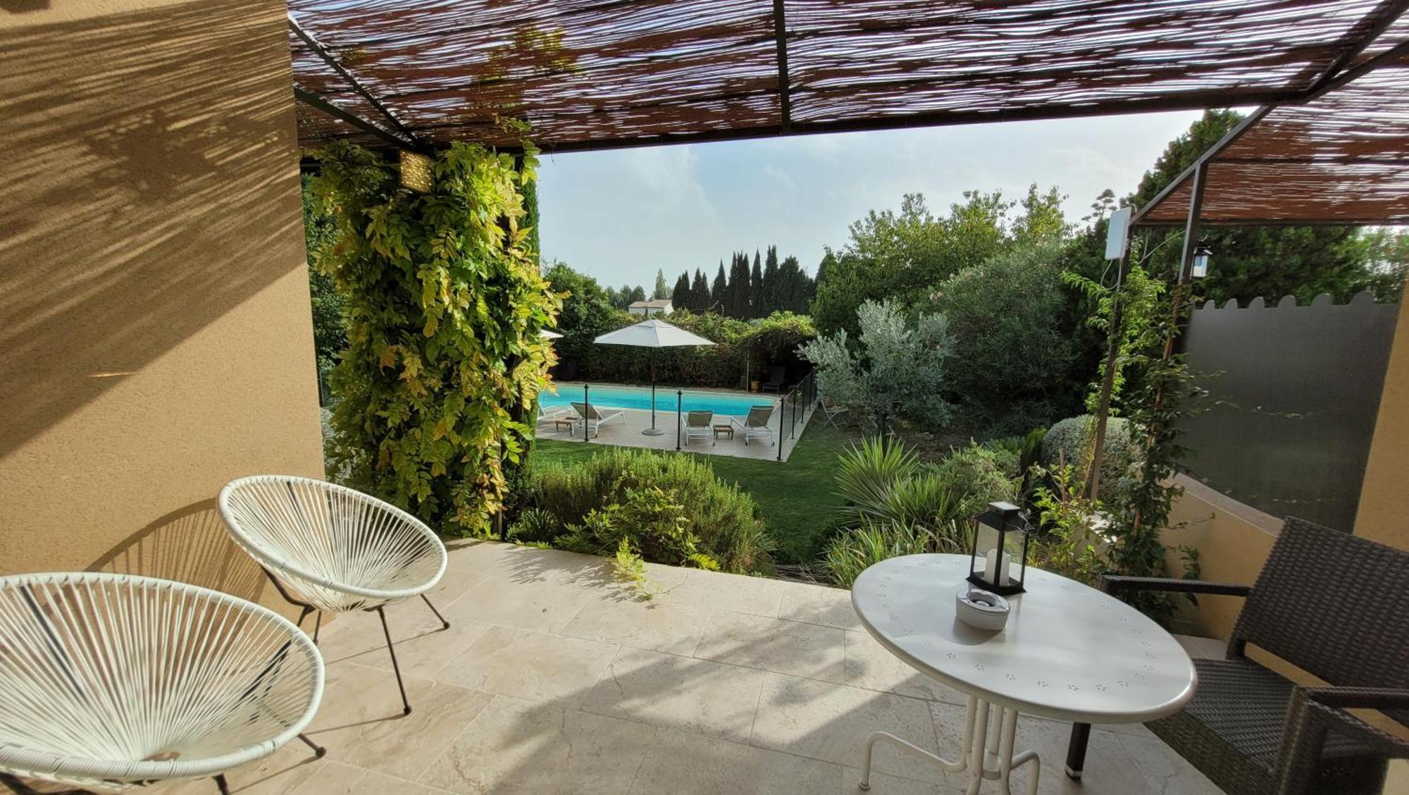Bed and Breakfast Mas des Marguerites Maussane-les-Alpilles Exterior foto
